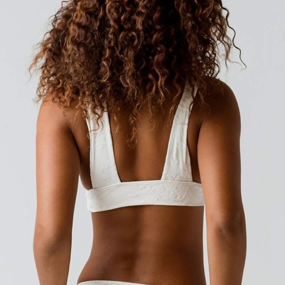 Billabong Women's Crystal Tides Plunge Bikini Top Off-White Medium - Picture 3 of 5